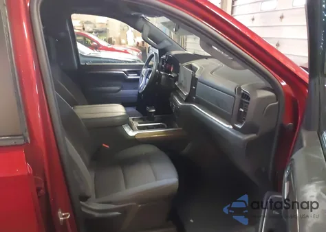 2024 Chevrolet Silverado 1500 4Wd Short Bed Rst z USA, uszkodzony, nr VIN 1GCUDEED0RZ204756